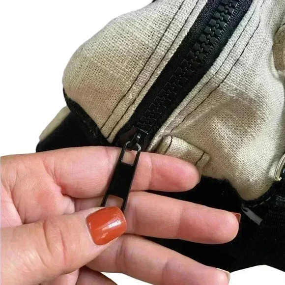 Rae Dunn “Lunch.” Lunchbox - Picture 5 of 8